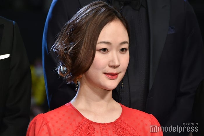 大谷翔平＆真美子夫妻が恒例のNY晩さん会に“ブラックコーデ”で出席！夫婦揃っては初めて