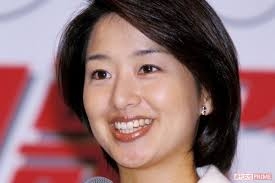 鈴木紗理奈「社会人で人見知りはナシ」発言に賛否…元NHKアナ・中川安奈は共感「ただの言い訳」