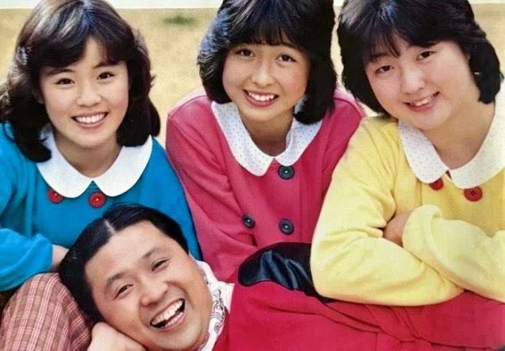 歯を見せる笑顔が難しい