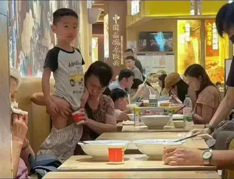 一人で海外旅行行くならどこがオススメ?