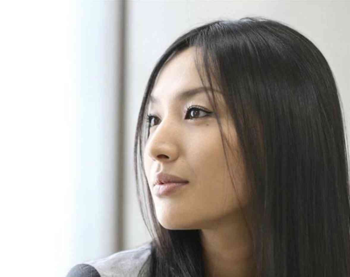 エキゾチックな美男美女の画像