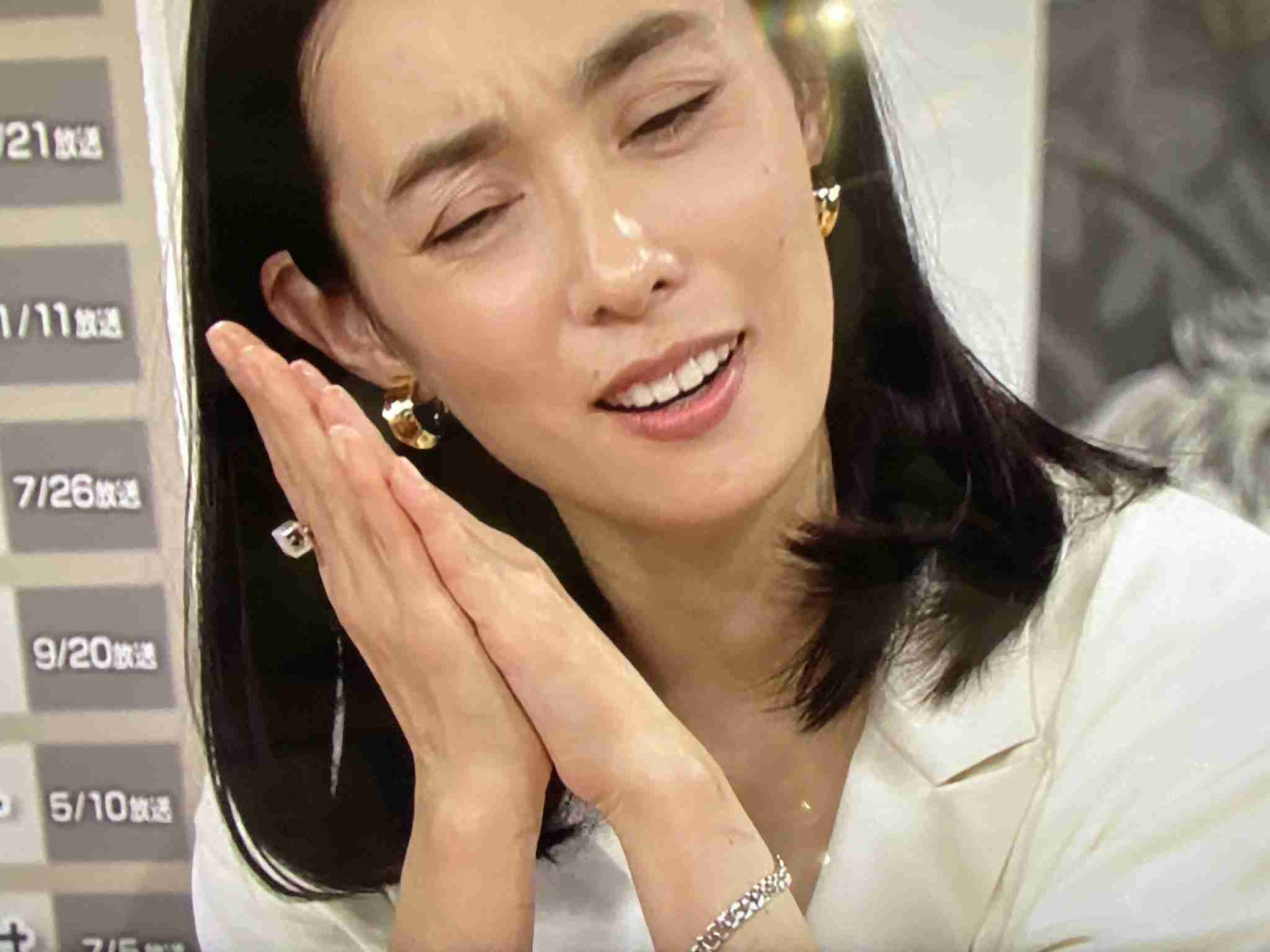 福山雅治との結婚から10年…吹石一恵、43歳の現在にネットざわつく「美しすぎて」「めちゃくちゃ綺麗だな」