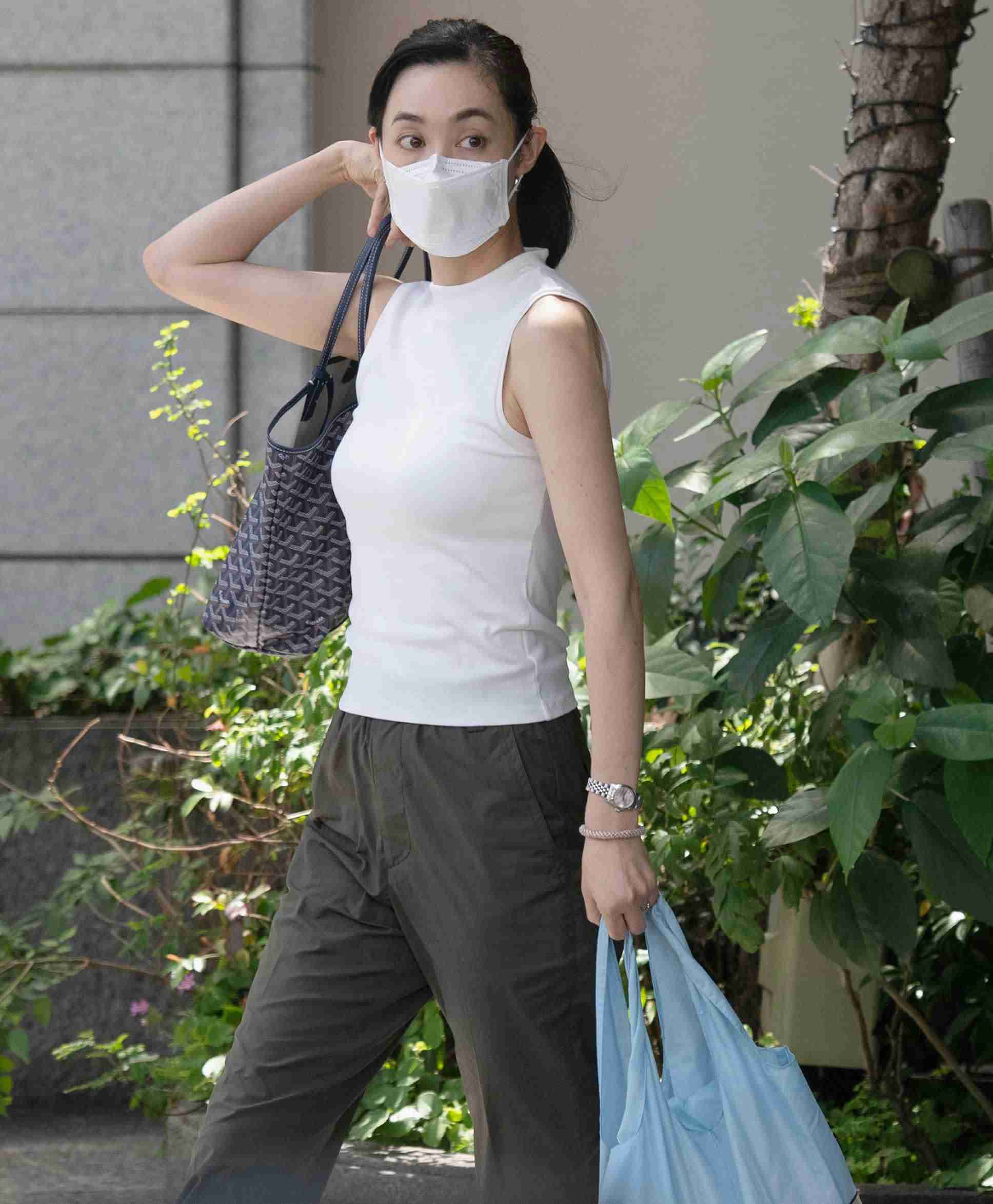 福山雅治との結婚から10年…吹石一恵、43歳の現在にネットざわつく「美しすぎて」「めちゃくちゃ綺麗だな」