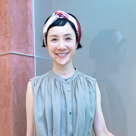 シノラーが別人「美しい」「綺麗」「眼福です」46歳現在の姿が反響…6年前に結婚した篠原ともえ
