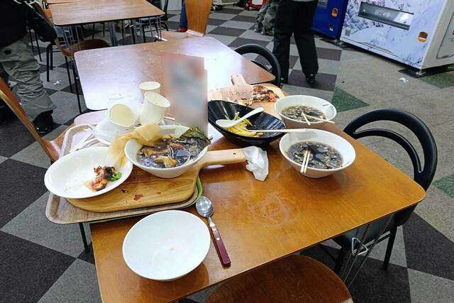 居酒屋で…「それ、マナー違反だよ」客がかけられたまさかの言葉に…「ショック」「驚き」