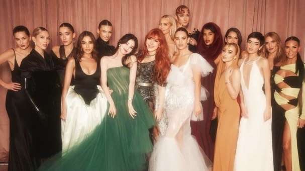 白人に憧れる？