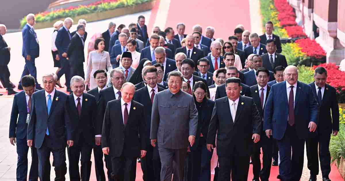 集団で察して動くができない