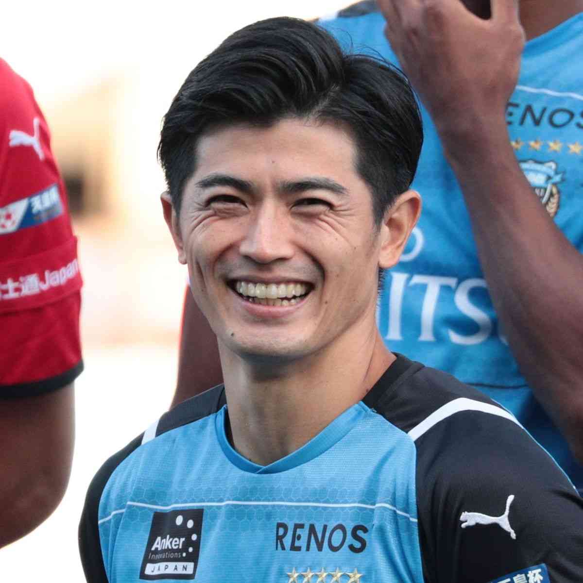 AIと誤解されるほどイケメンと話題！自称“底辺YouTuber”・ゲソブラックって？「ついにAIが自我をもって生き始めたか」「何でこんなに男前なんだ」