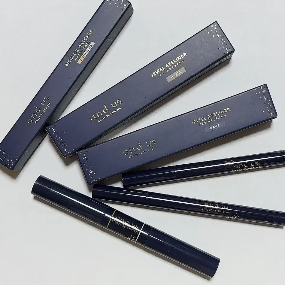 リキッドアイライナー