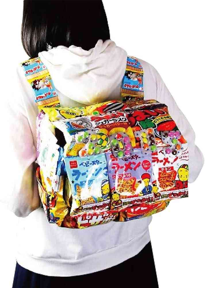 「シール帳」の次は「お菓子帳」が小学生の間で一大ブーム、親世代も巻き込む「平成文化商法」