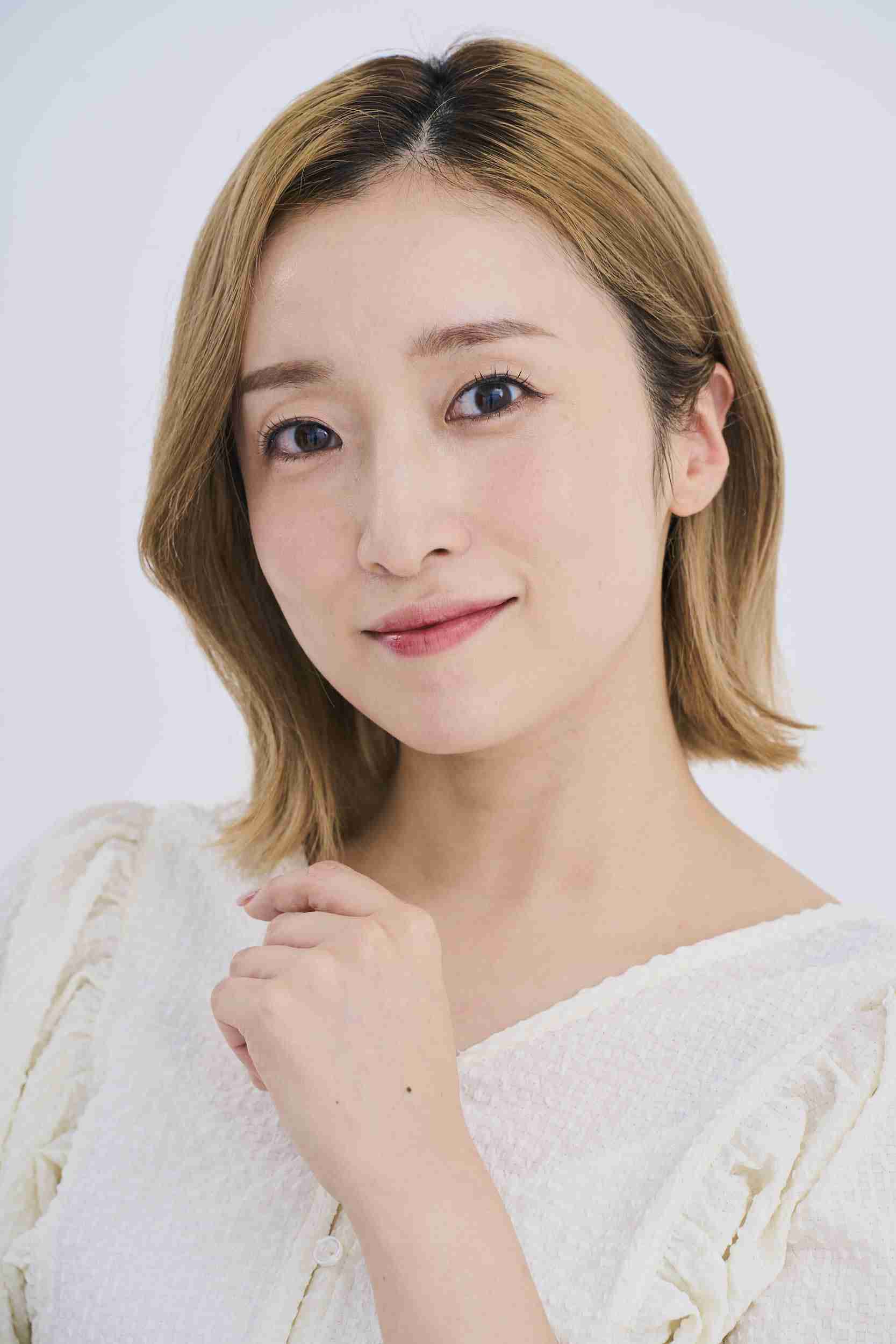 大沢あかねさん（40）ネットの“整形”指摘はむしろ「ありがたい」30代後半で目覚めた美容の楽しさ！｜VERY