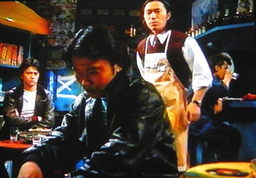 「スナック」「大衆酒場」「純喫茶」が再ブーム 令和の若者たちが集う理由とは?