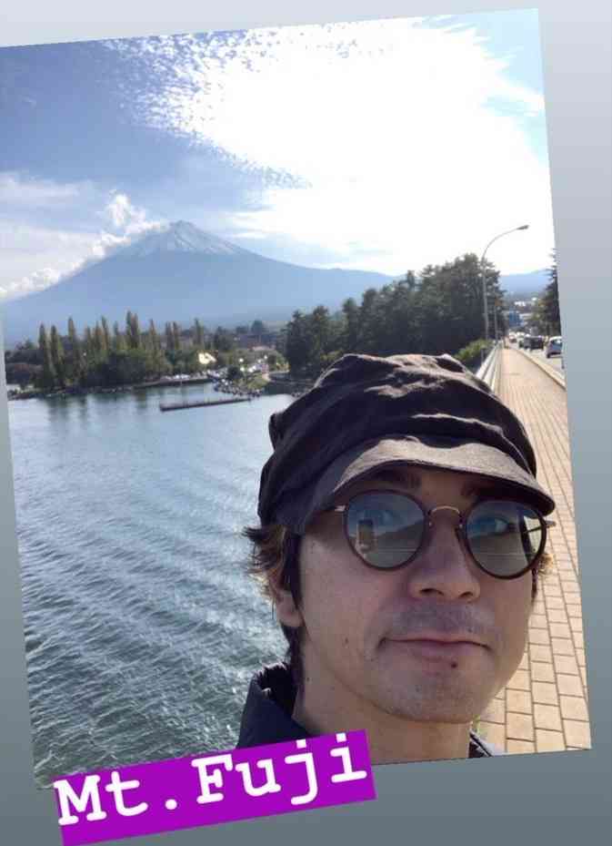 就活男子が化粧で身だしなみ、メイクで「面接でも好印象」…大学はセミナー・メーカーも市場拡大に期待