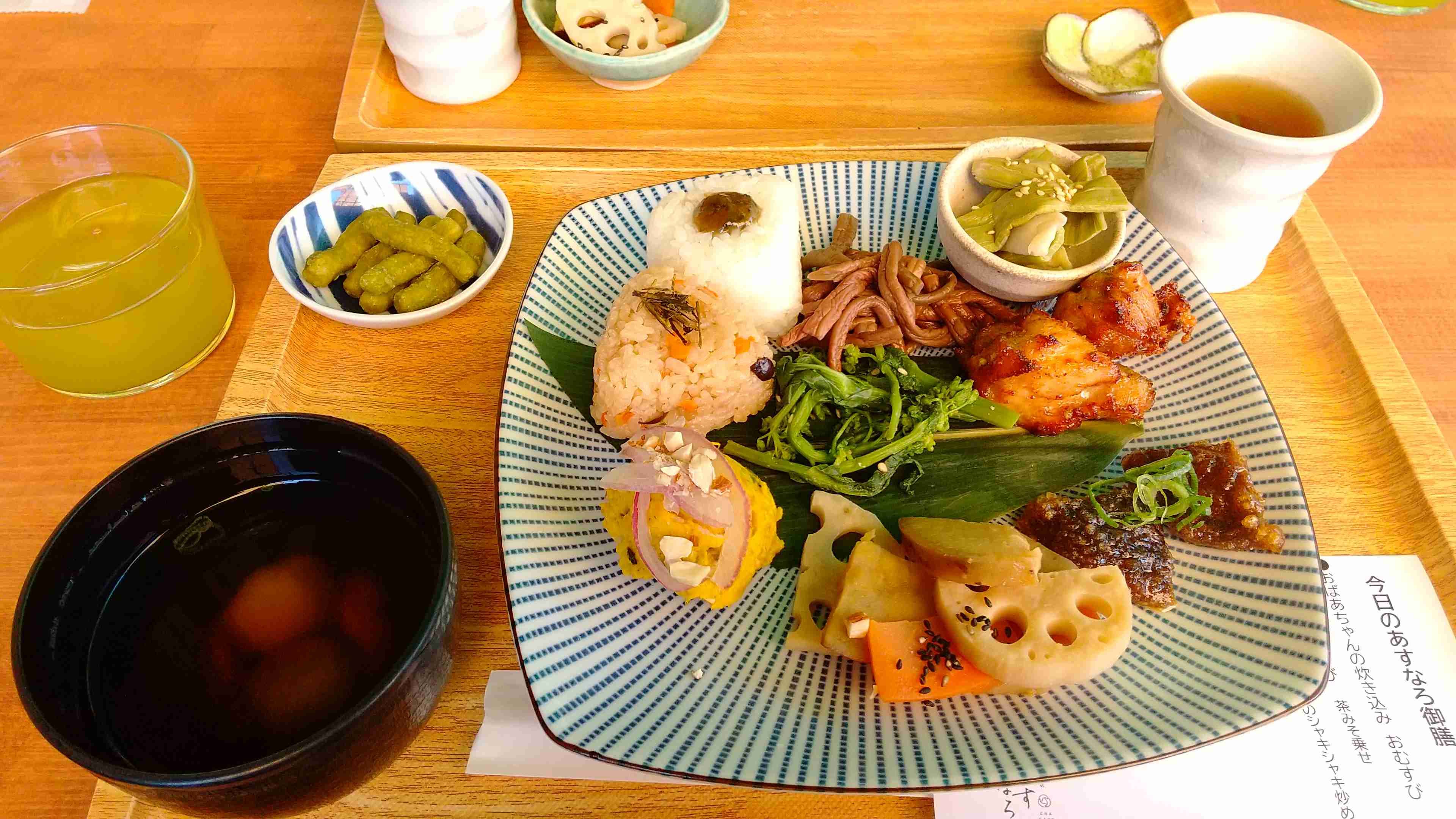 ☕️皆さんが撮ったカフェの写真が見たいです📸