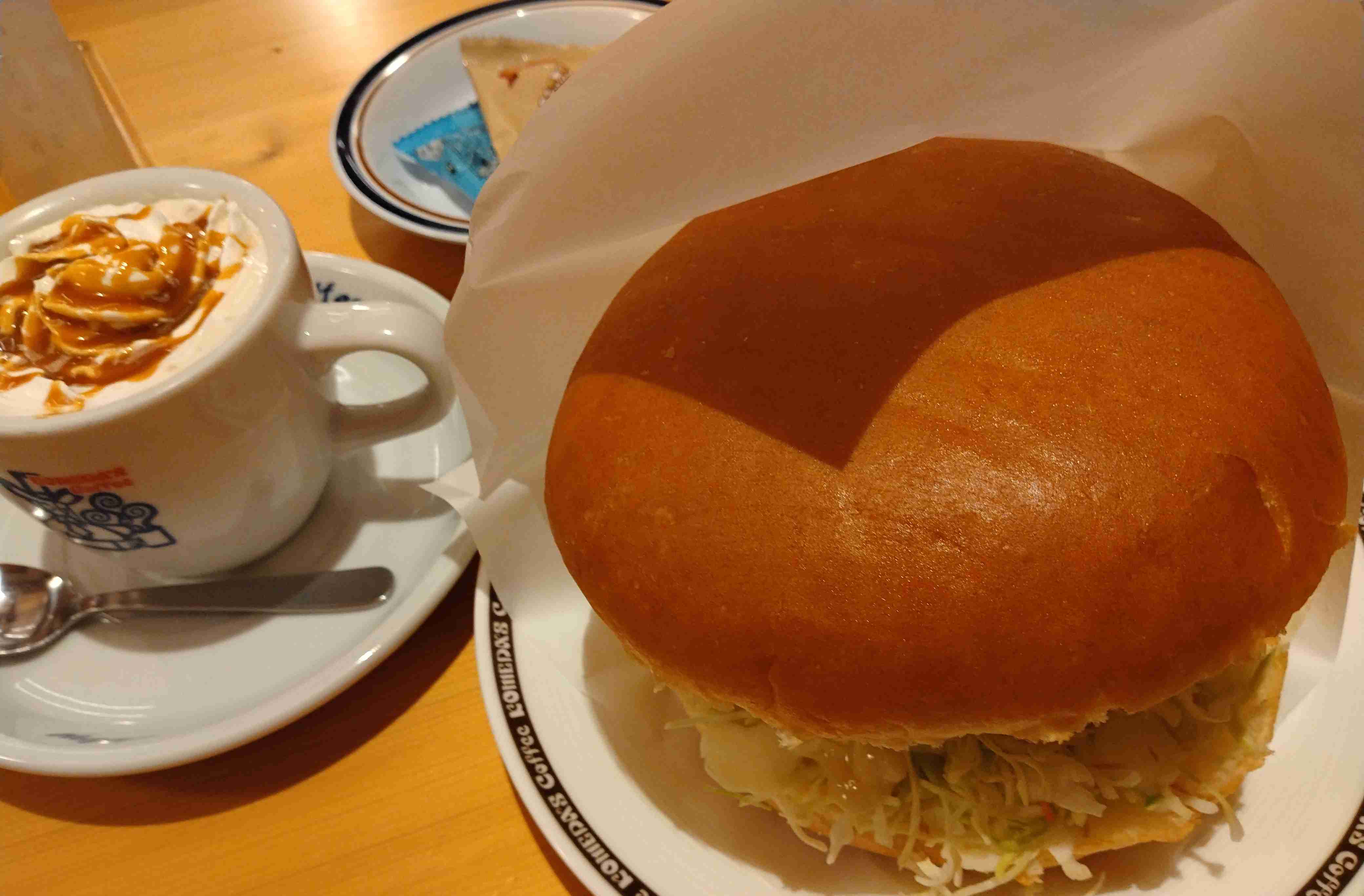 ☕️皆さんが撮ったカフェの写真が見たいです📸