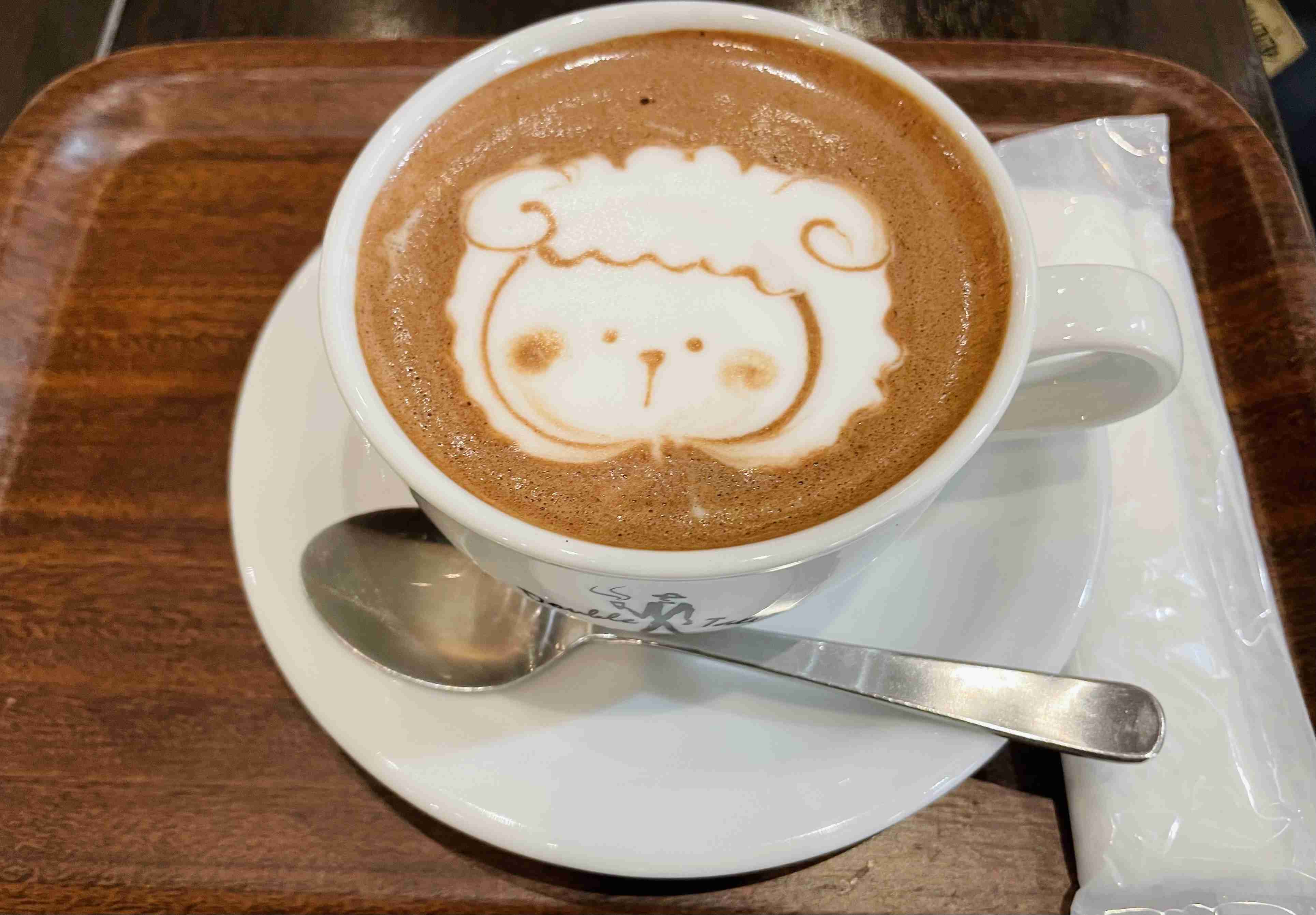 ☕️皆さんが撮ったカフェの写真が見たいです📸