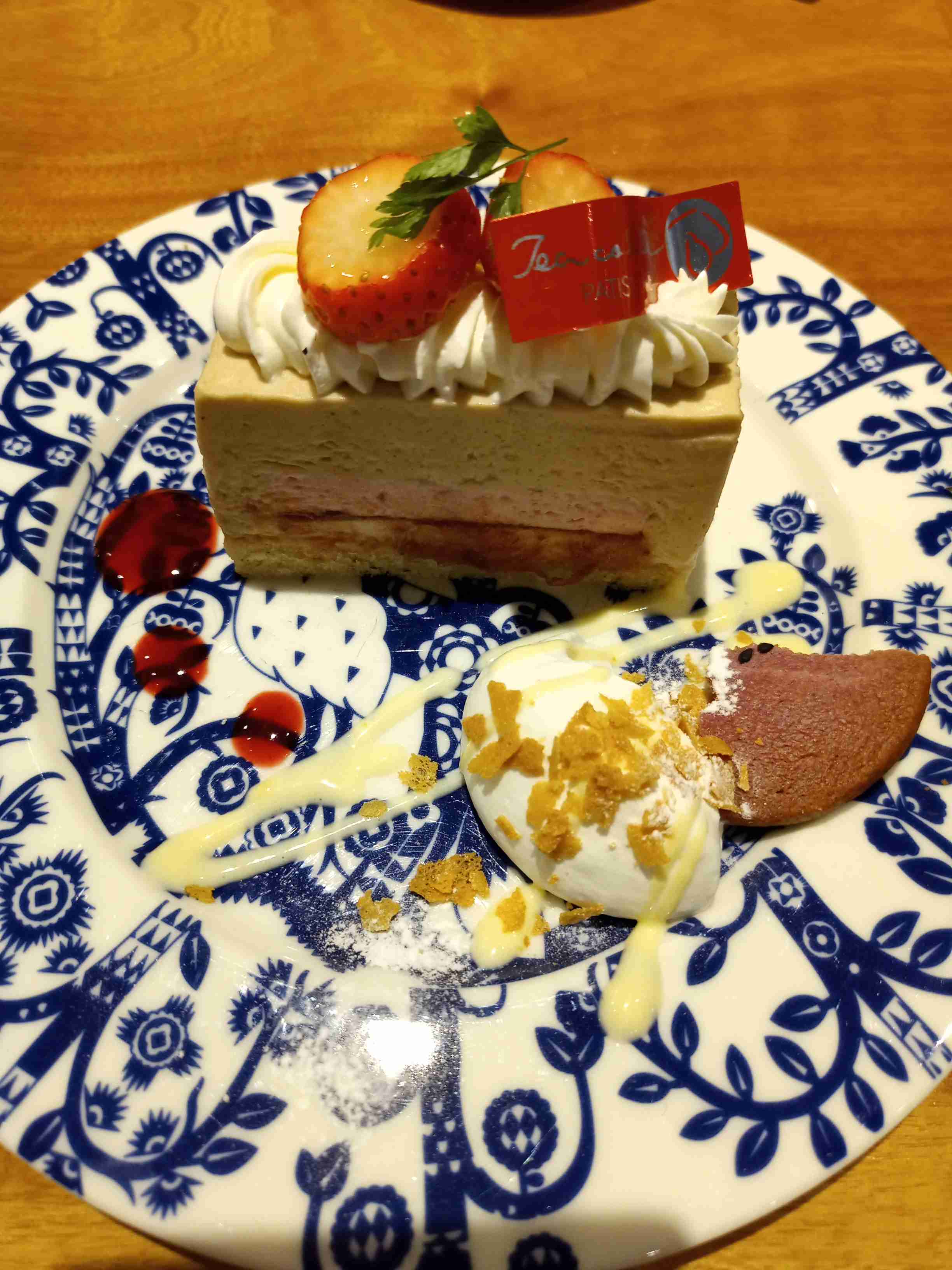 ☕️皆さんが撮ったカフェの写真が見たいです📸