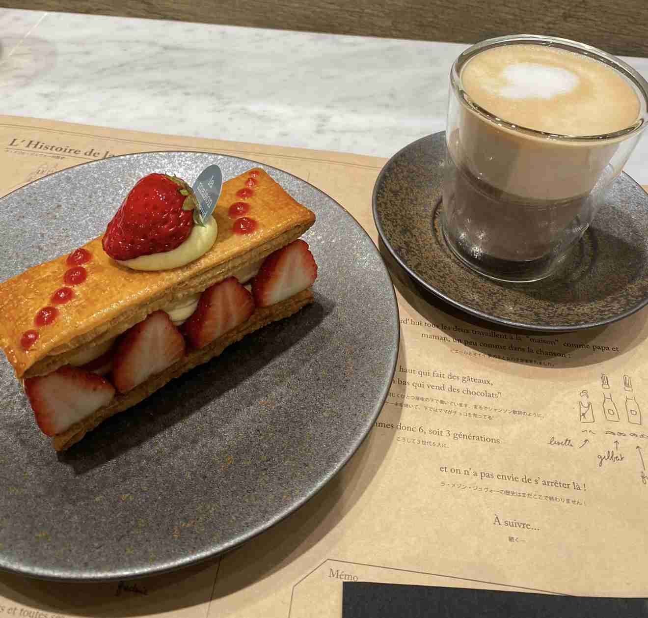 ☕️皆さんが撮ったカフェの写真が見たいです📸