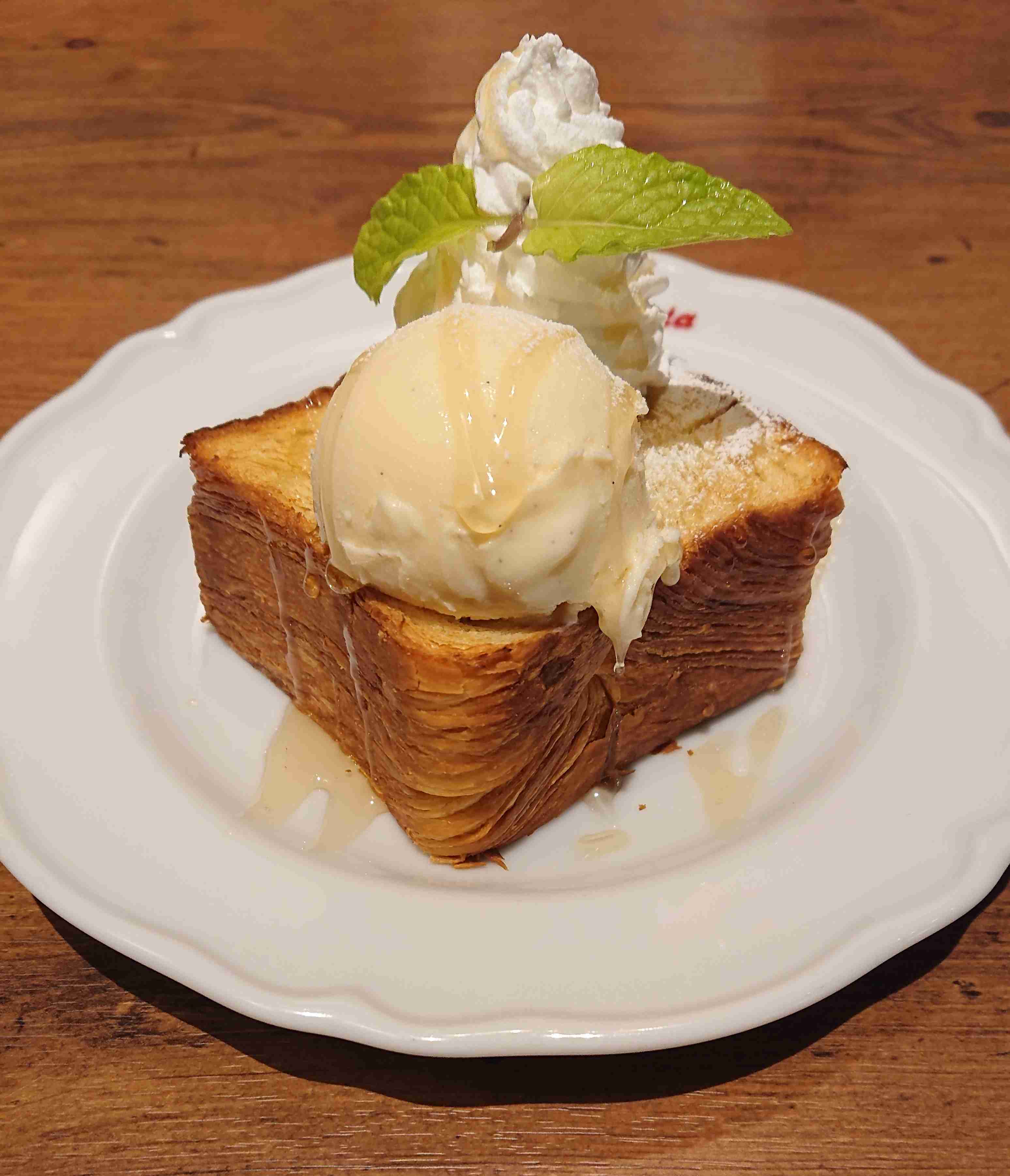 ☕️皆さんが撮ったカフェの写真が見たいです📸