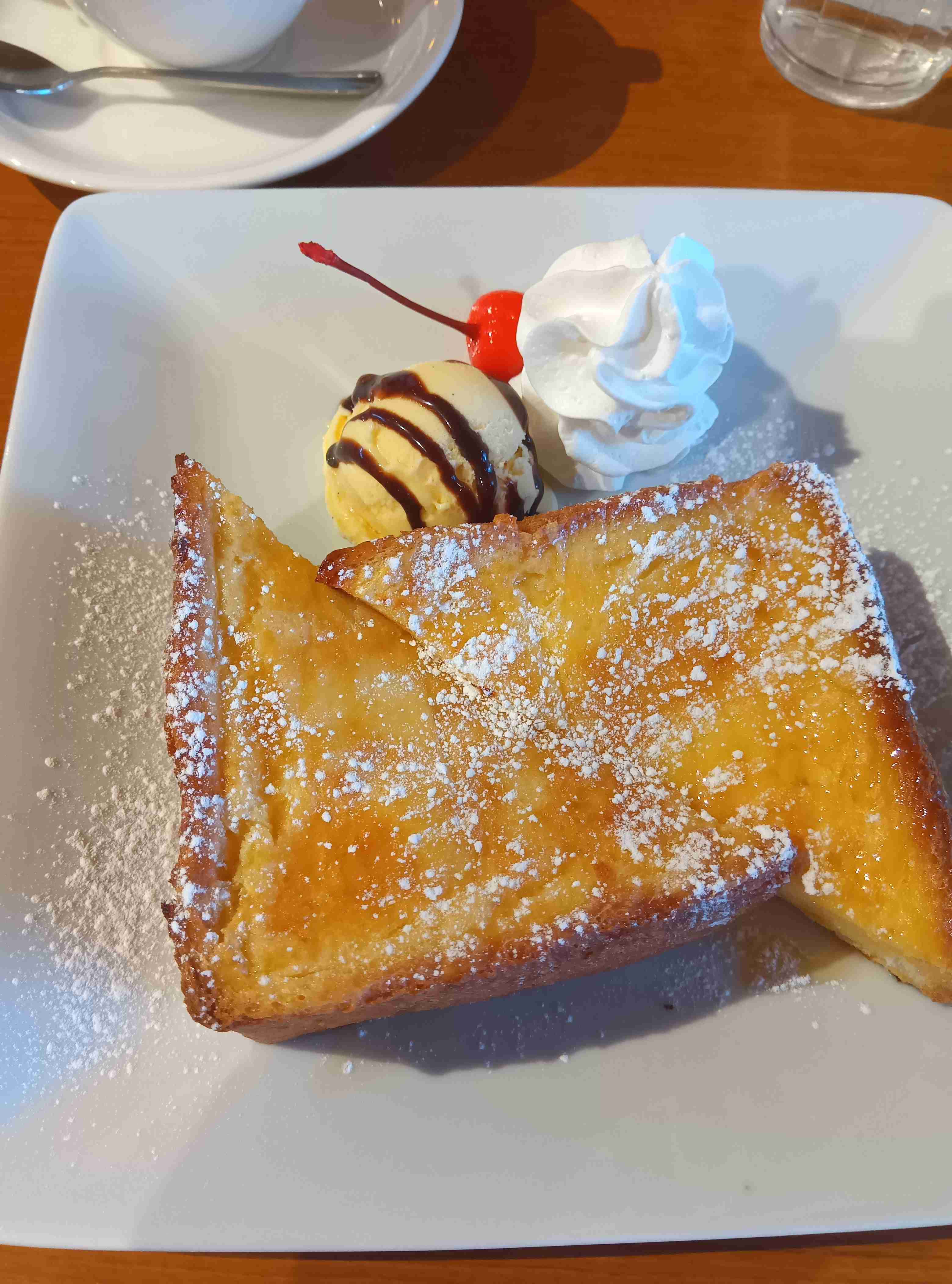 ☕️皆さんが撮ったカフェの写真が見たいです📸