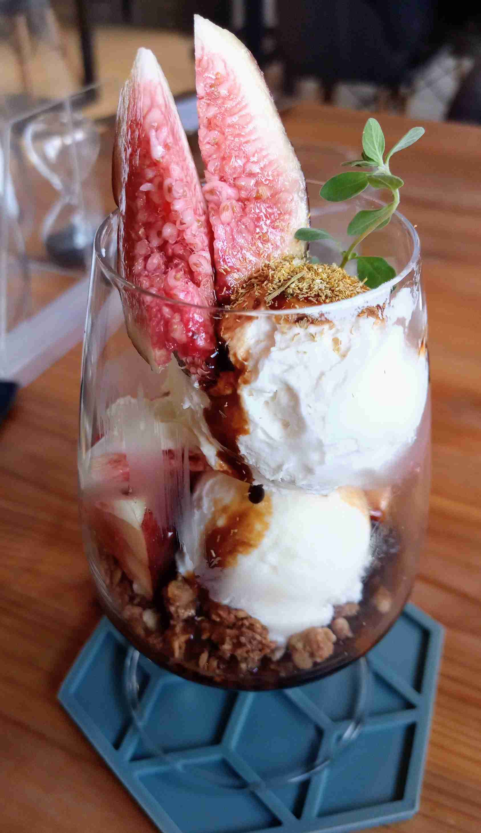 ☕️皆さんが撮ったカフェの写真が見たいです📸