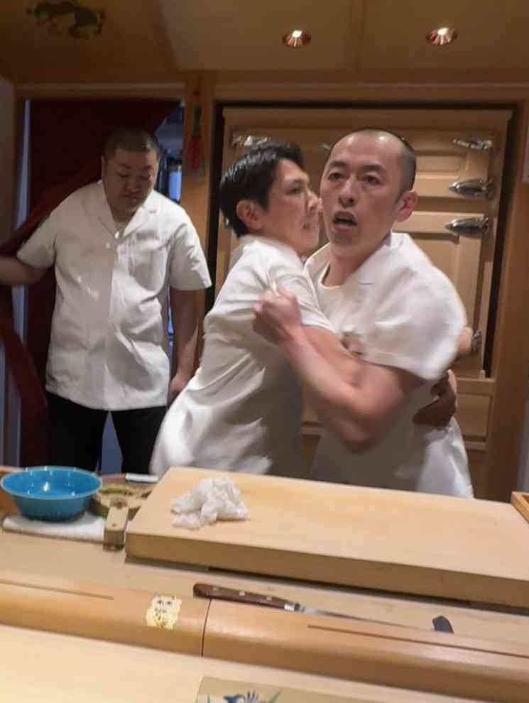 小島瑠璃子「準備万端です!」、厨房に立つ写真添え“お茶の専門店”の期間限定オープン報告 2026年新年に「お茶の事業に取り組んでいく」決意明かす