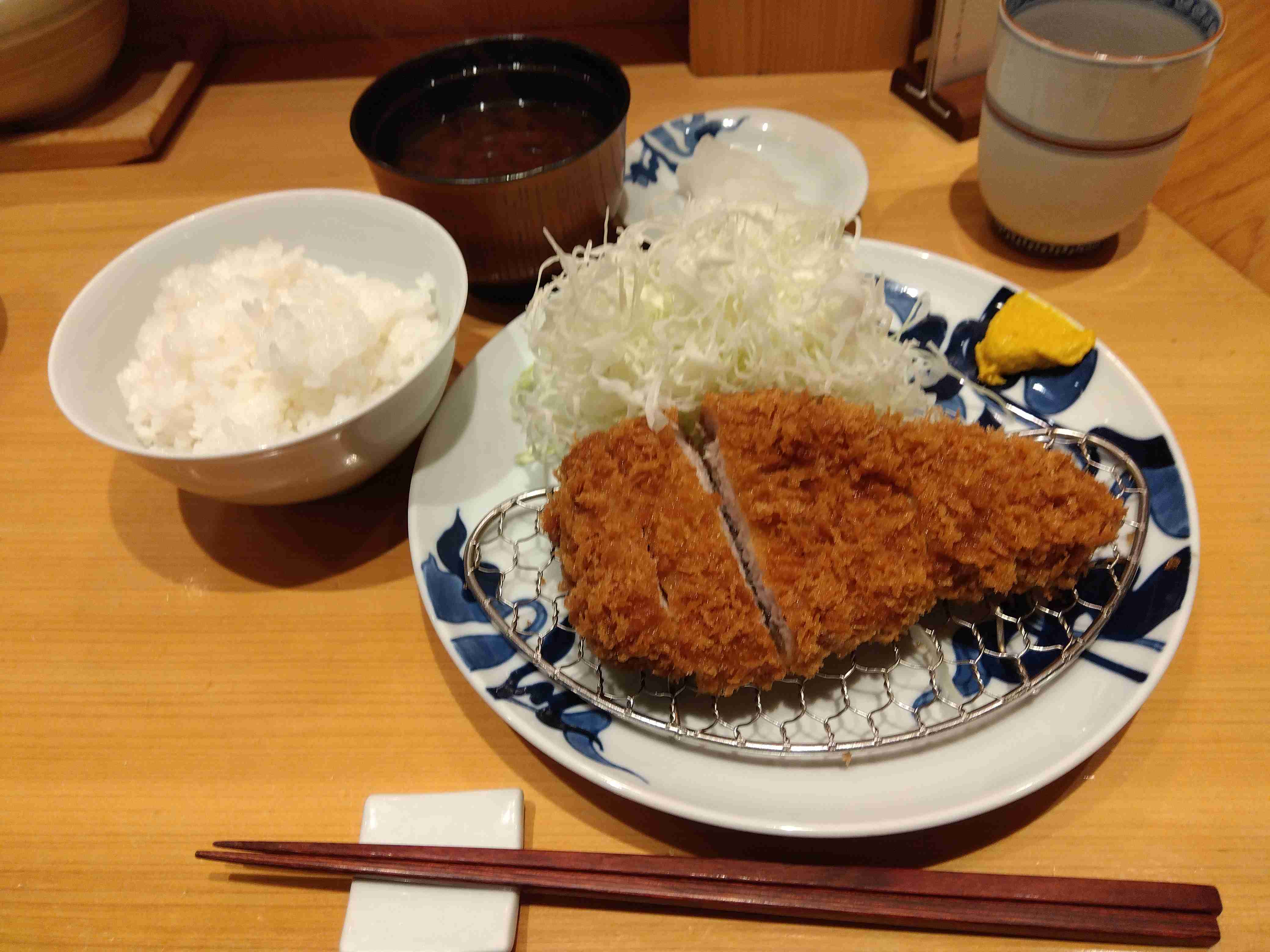 ロースカツとヒレカツどっちが好きですか?