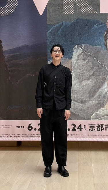 冨永愛のイケメン息子が「かっこいい」「圧倒的存在感」身長190センチ台…母は籍入れず妊娠公表