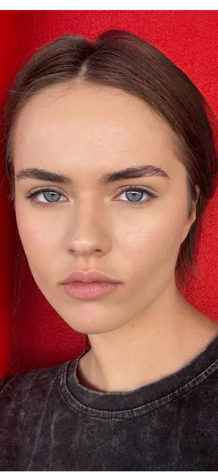〝世界で最も美しい少女〟と称された9歳モデル⇒〝20歳の成長姿〟に反響「え？顔変わった？」「びっくり」「神が与えた奇跡」
