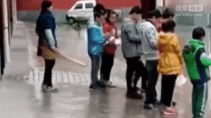 すすきののファストフード店で店員の首をつかんでヘッドロック！ 中国籍の男逮捕 札幌市