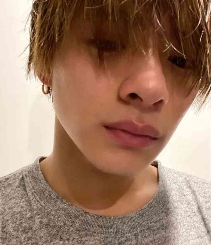 金髪が似合う有名人！