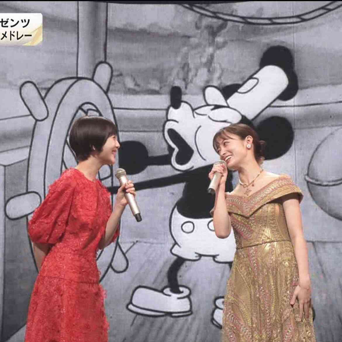 「お願いだから復帰して」橋本環奈 『NHK紅白』の“グダグタ進行”が大不評で“異次元の対応力”に再脚光…ハプニングにも動じない抜群の安定感