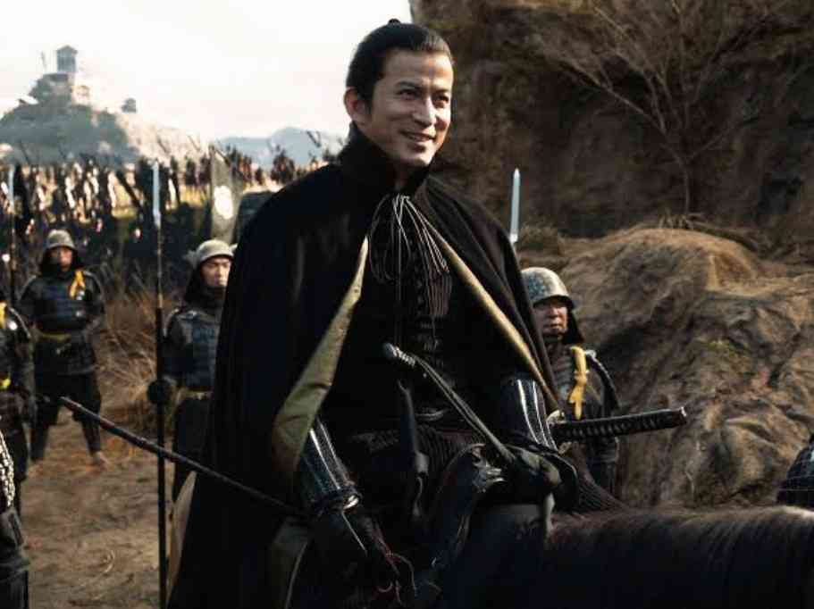 小栗旬vs岡田准一どちらの織田信長が怖いか　NHK「豊臣兄弟！」起点に論争拡大