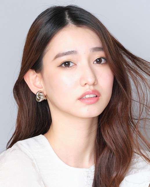 “体の約半分が足”「長っ」　身長172cmモデルにネット衝撃「スタイル良すぎる。なんだこれ」