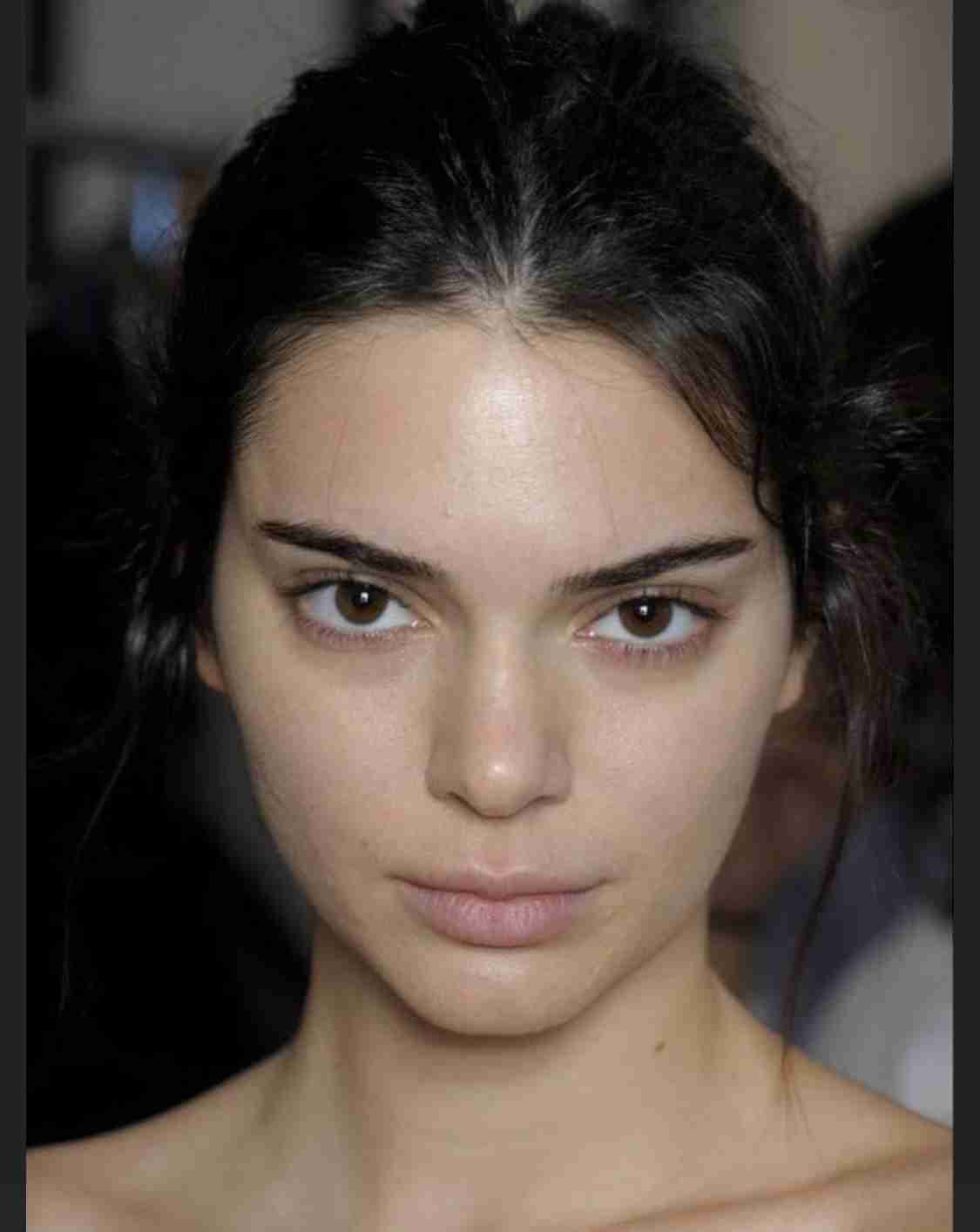 ケンダル・ジェンナー、整形完全否定で炎上「さすがに嘘」衝撃Before→After写真にSNS失笑&疑惑再燃