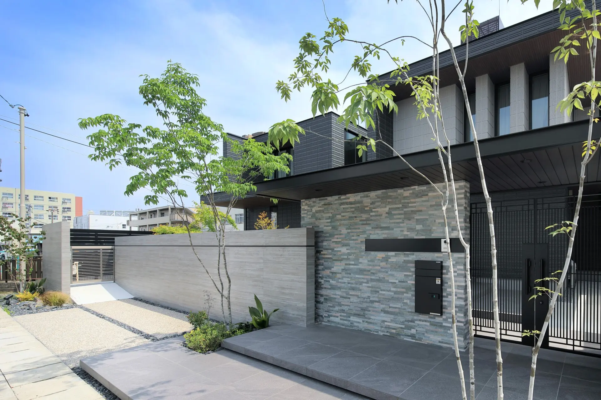 外構費用いくらかかりましたか？