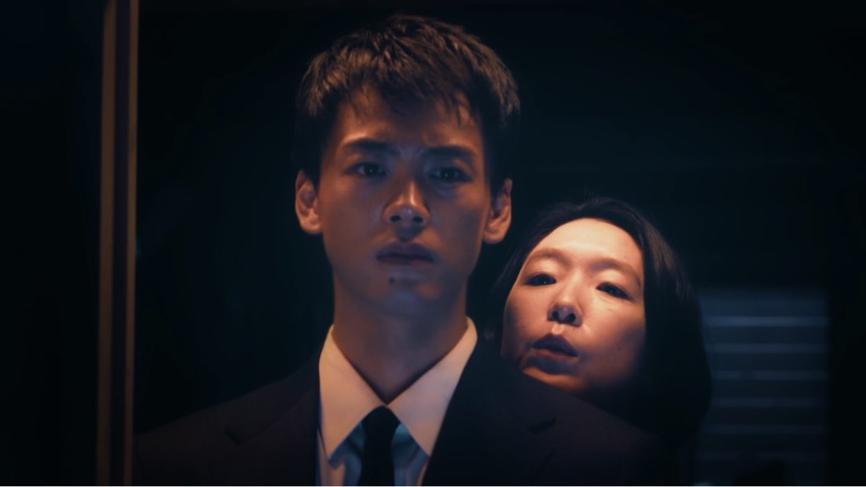 外でイチャイチャしてる人が苦手