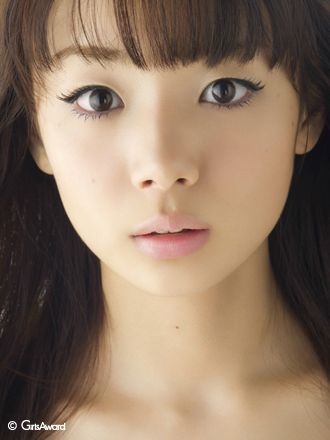 岡田紗佳「整形を認めないのは恥ずかしい」発言が波紋も…自身は美容施術後“おでこボコボコ”素顔公開に納得感