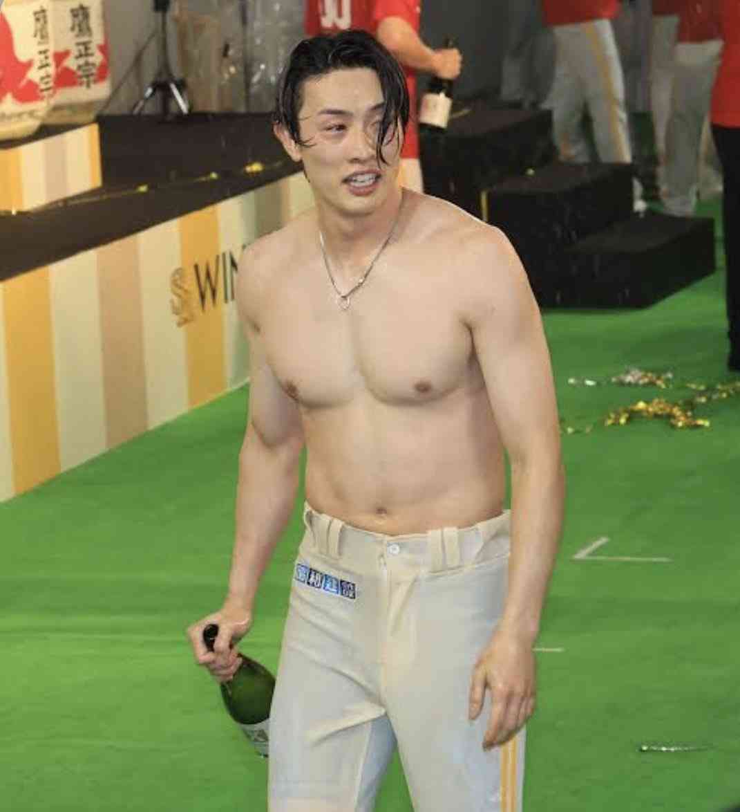 ソフトバンク周東佑京が大型契約　大幅増の5年総額20億円でサイン　「皆さんにお待たせしました」　今季中に国内FA権獲得見込み