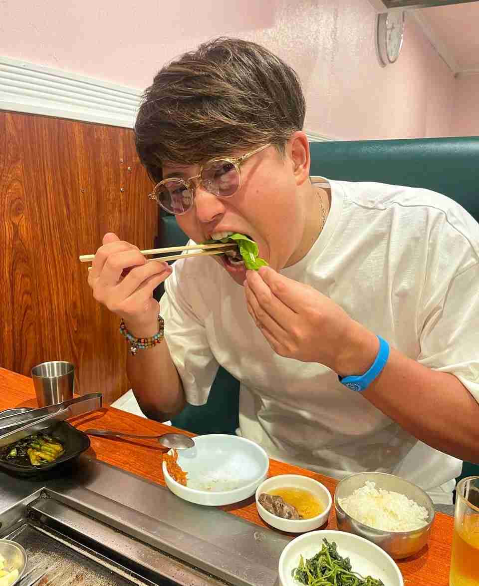 美味しそうに食べてる芸能人の画像が見たい🍱