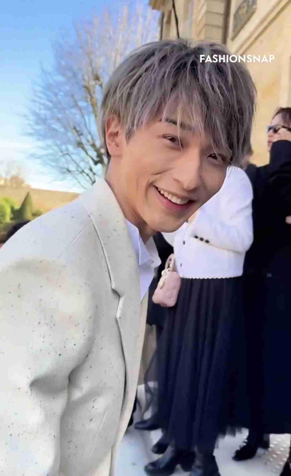 横浜流星、パリで見せたシルバーグレー髪色にファンうっとり…吉沢亮＆北村匠海との“国宝級”共演動画も話題に