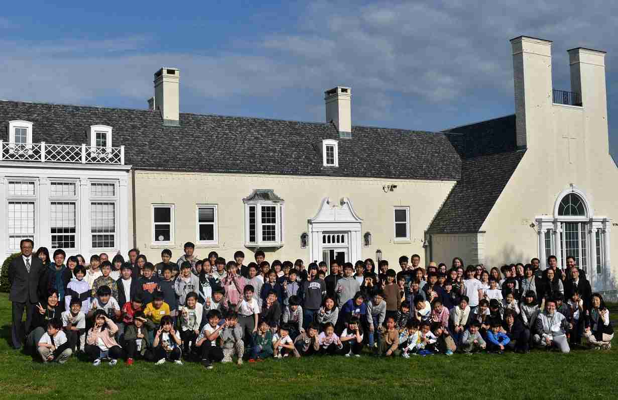 海外の日本人学校に通ってた人