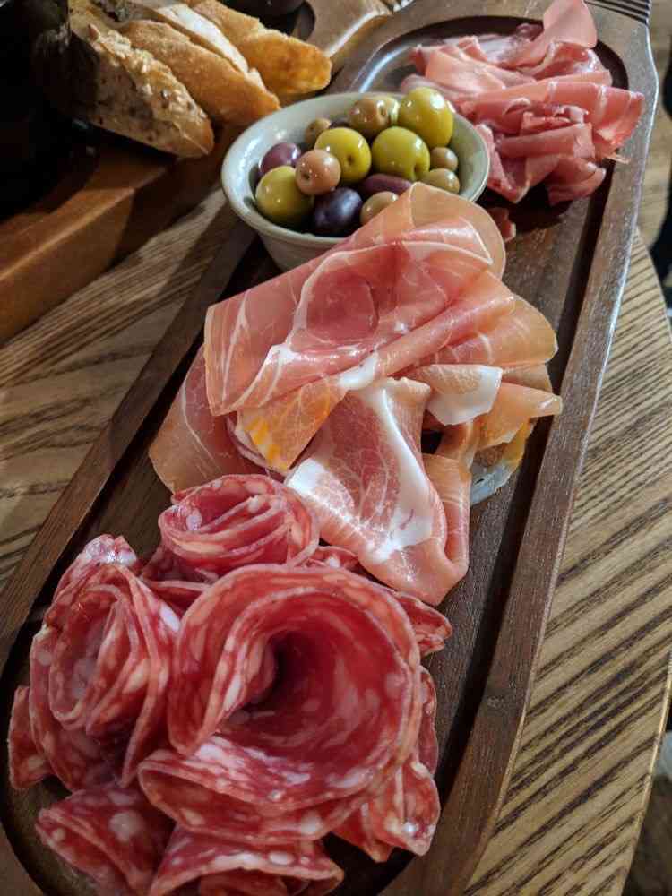 シャンパンに合うもの