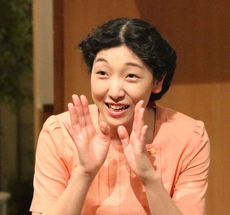 涙袋が全く無いひと