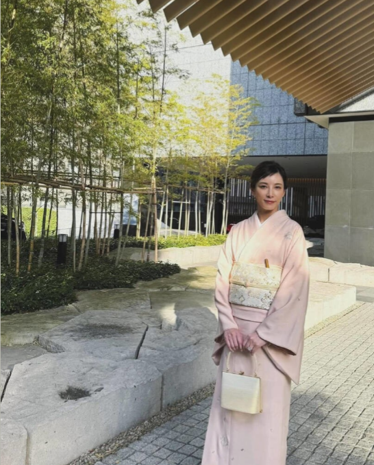 若作りじゃなく若く見える人の特徴