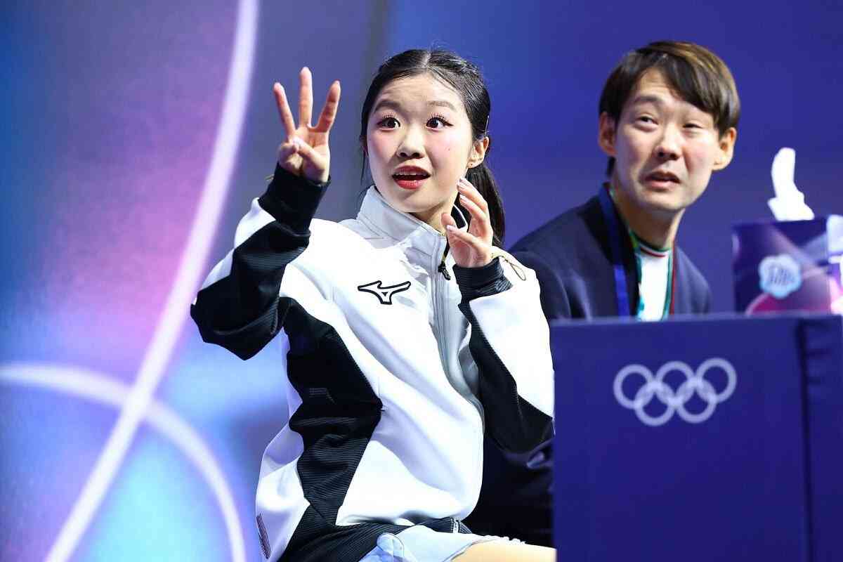 銅メダルの17歳・中井亜美“あのポーズ”の真相を本人が解説「“惜しかったな〜あとちょっとだったな〜”という感じ」【ミラノ・コルティナ五輪】