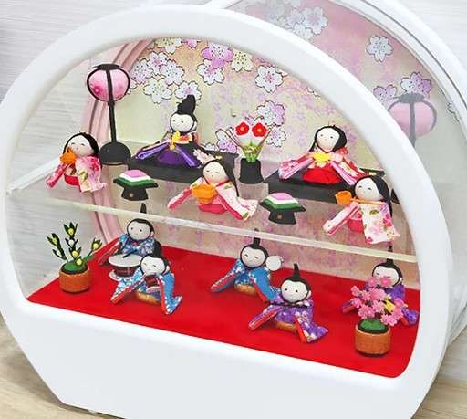 令和の雛人形はパステルカラー＆かわいさアップ? 「夜に見つめられると緊張」…声受けて　時代で変わる“雛祭り”