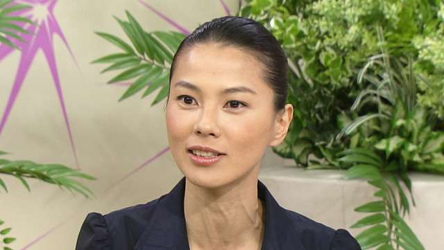 「逞しく見える」結婚から2年の西野七瀬　舞台挨拶での近影に“ふっくら化”指摘が出てしまったワケ
