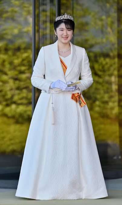 高市総理「結婚式のご祝儀を参考」　衆院選当選の自民党議員に約3万円のカタログギフト配布
