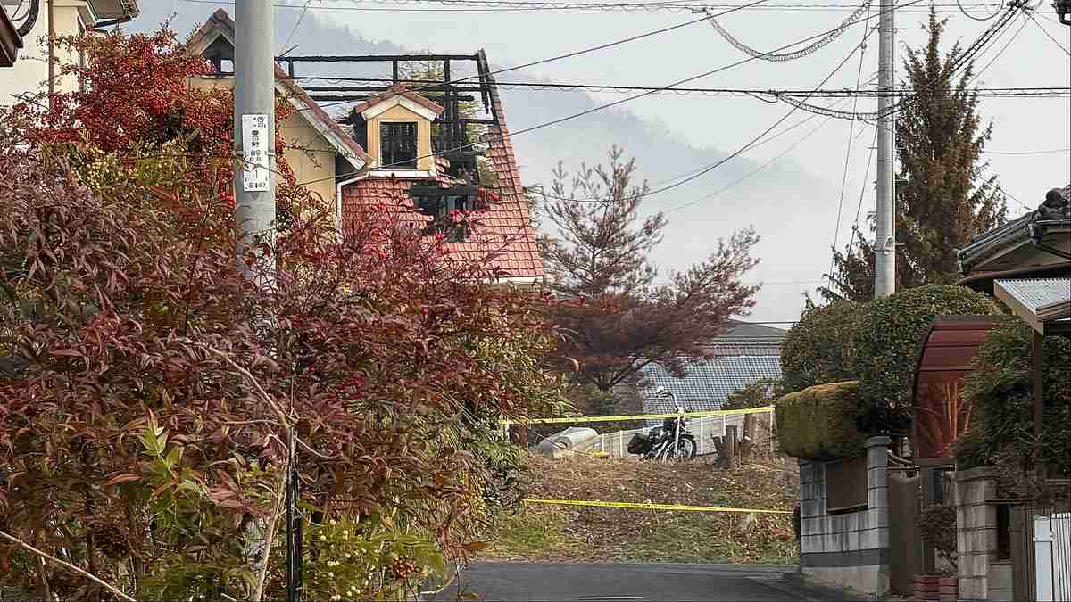 東広島の民家で夫婦とみられる男女が死傷、火災も　殺人容疑で捜査